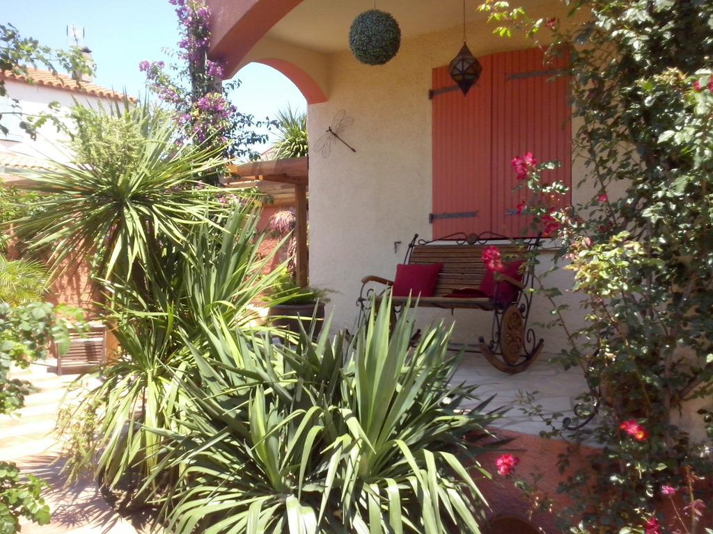 Bed and Breakfast La Gentoliere Pollestres Exterior foto