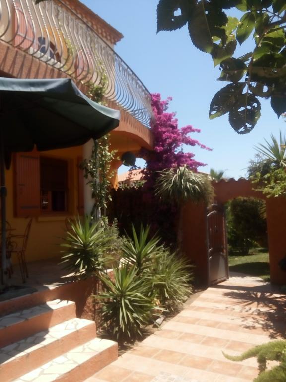 Bed and Breakfast La Gentoliere Pollestres Exterior foto